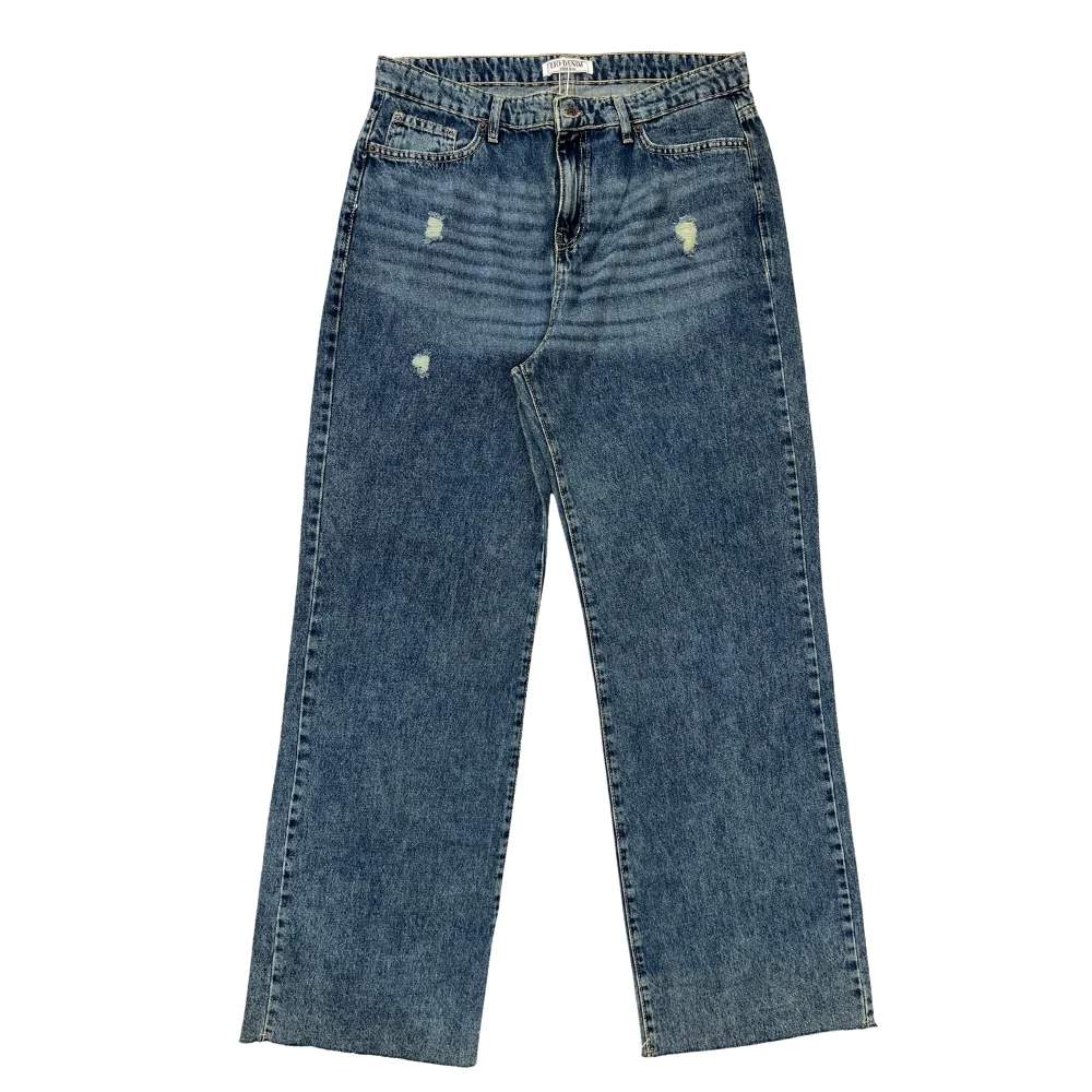 women's Straight-Fit cutting Jeans - Image 3