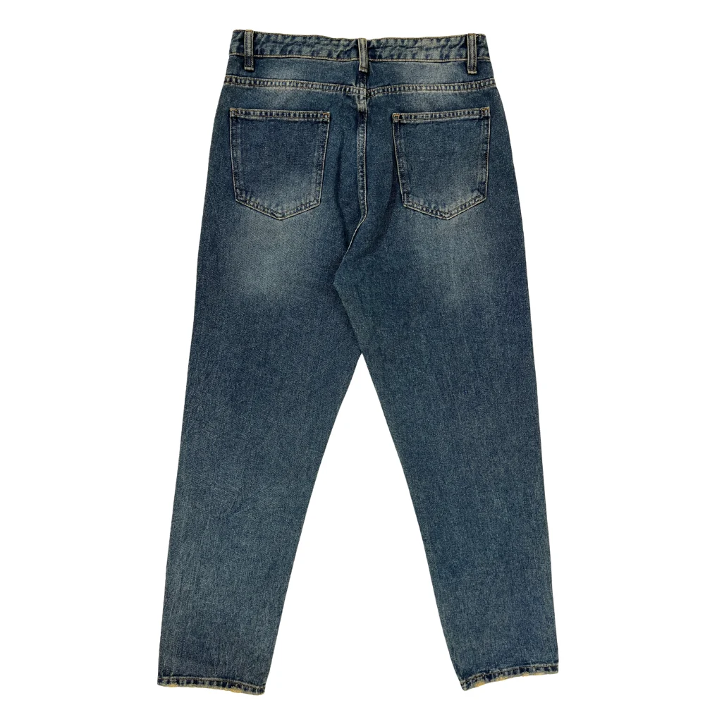 Boyfriend Comfortable Fit Jeans - Image 4